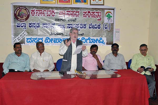 ನಮ್ಮನ್ನು ಟೀಕಿಸುವವರು ವಿರೋಧಿಗಳು ಎಂದು ಭಾವಿಸುವುದು ಅಪಾಯ: ಪ್ರಕಾಶ್ ಆರ್. ಕಮ್ಮಾರ್